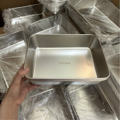 Vassoio in Acciaio Inox 304 con Coperchio — 2100 ml | Mantiene Fresco 1 Mese, 1000 °C, Salva Spazio