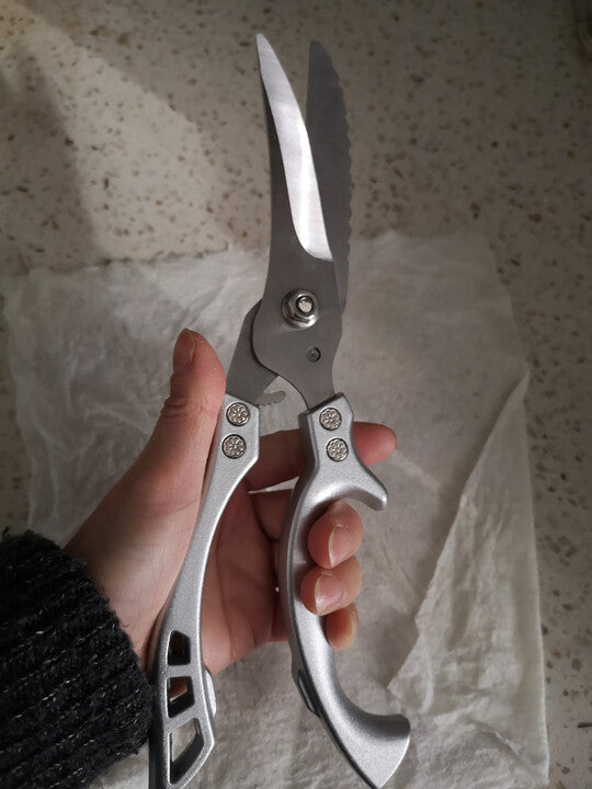 Forbici in acciaio premium importate dalla Repubblica Federale di Germania